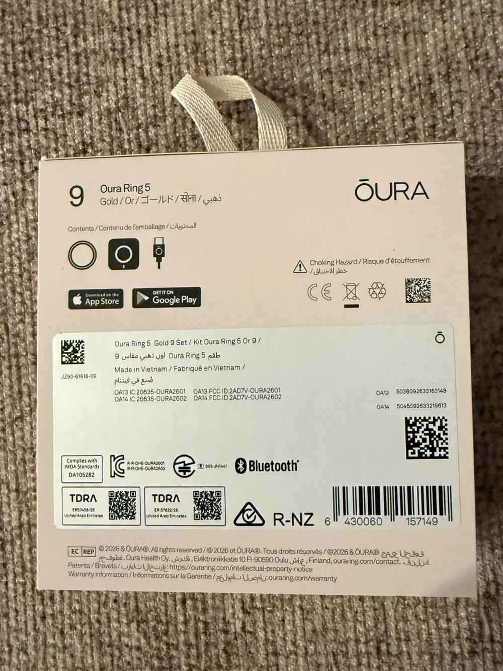 Oura Ring 5 in Gold, size 9, NIB - Picture 2 of 7